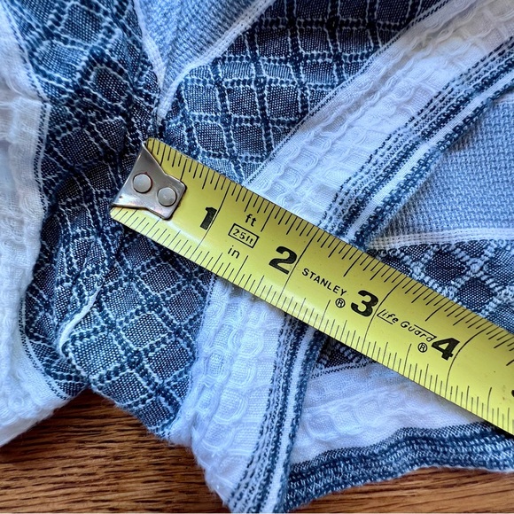 ⭐️ Lou & Grey The Loft Striped Drawstring Tie Front Summer Shorts - Picture 10 of 11